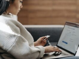 Person paying online